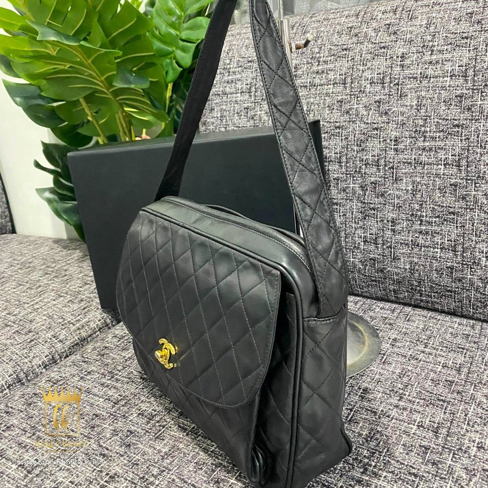 Chanel Vintage 90's Black Caviar Quilted Classic Flap Crossbody Shoulder Bag - Picture 9 of 15